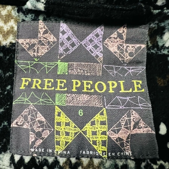 FREE PEOPLE WOMEN’S MOTTO JACKET SIZE 6 BLACK WITH TAN & GREEN - Picture 10 of 10